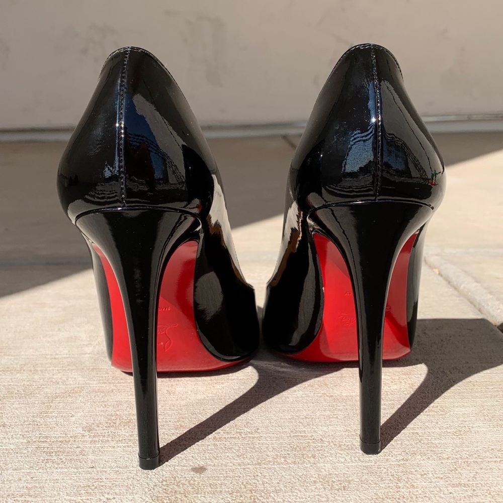 Christian Louboutin Simple Black Pump